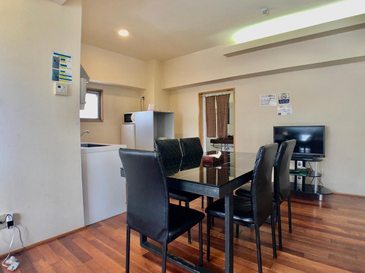 Robcondロブコンド Apartment Наха Екстериор снимка
