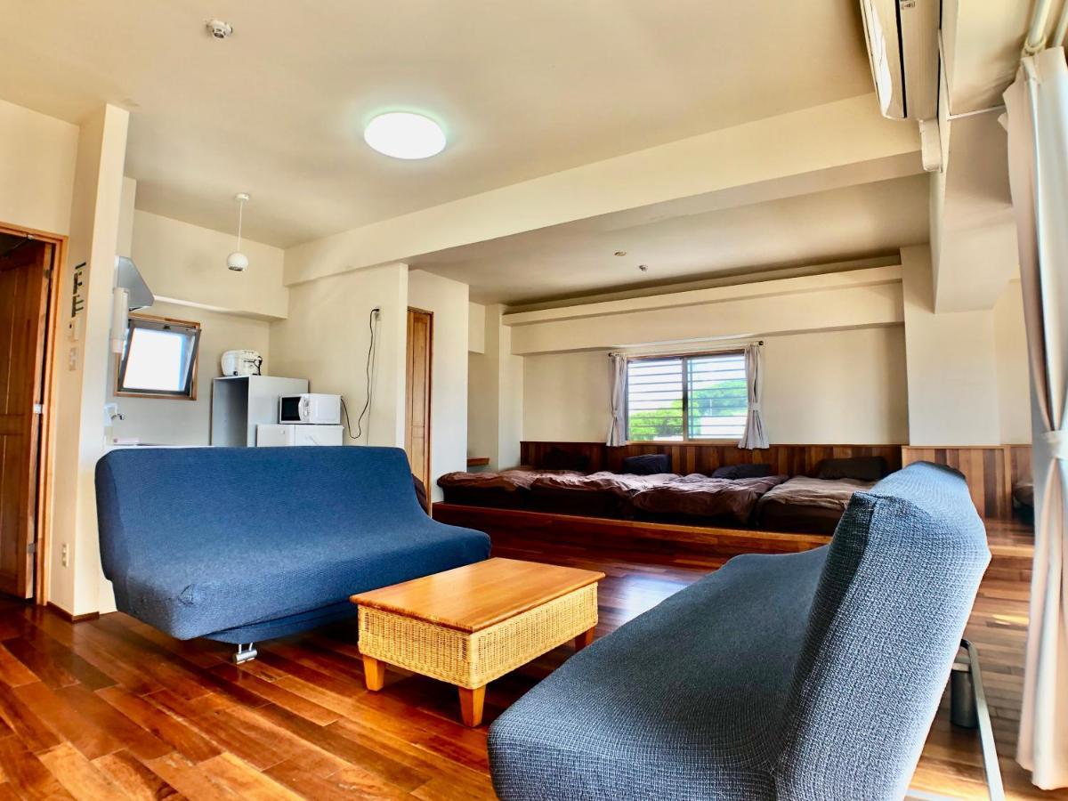Robcondロブコンド Apartment Наха Екстериор снимка