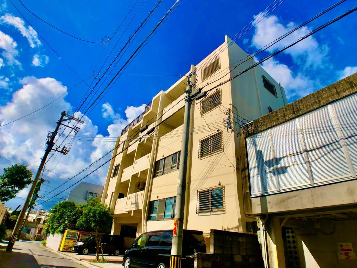 Robcondロブコンド Apartment Наха Екстериор снимка